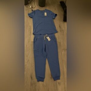 Figs Jogger Scrub Set